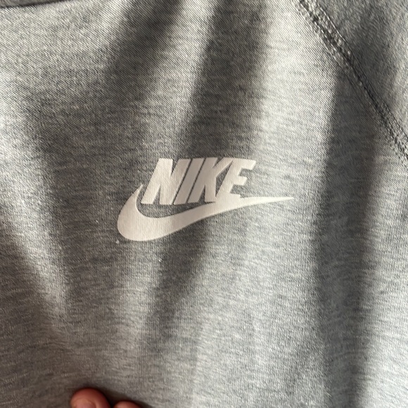 Gray and White Nike Asymmetrical High Low Zip Up - Picture 2 of 7